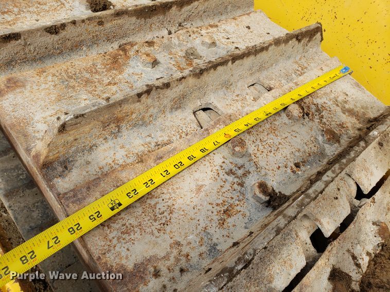 image for item DH5770 2002 Komatsu D87E-2 dozer