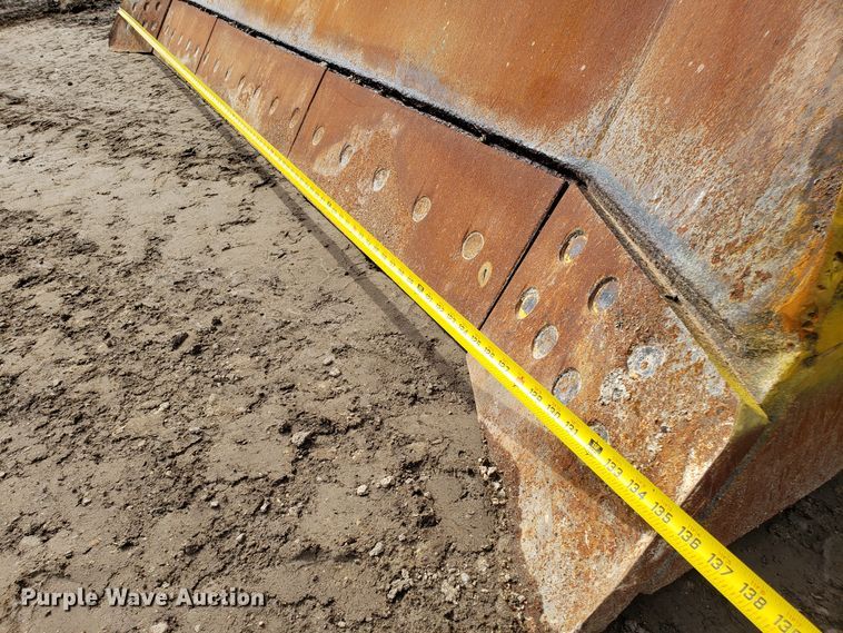 image for item DH5770 2002 Komatsu D87E-2 dozer