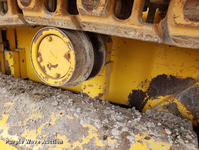 image for item DH5770 2002 Komatsu D87E-2 dozer