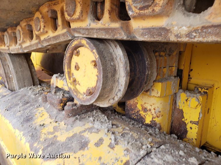 image for item DH5770 2002 Komatsu D87E-2 dozer