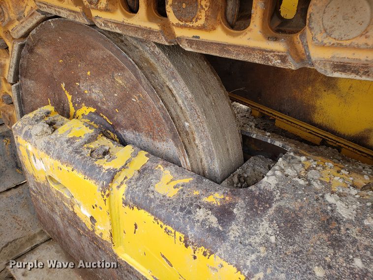 image for item DH5770 2002 Komatsu D87E-2 dozer