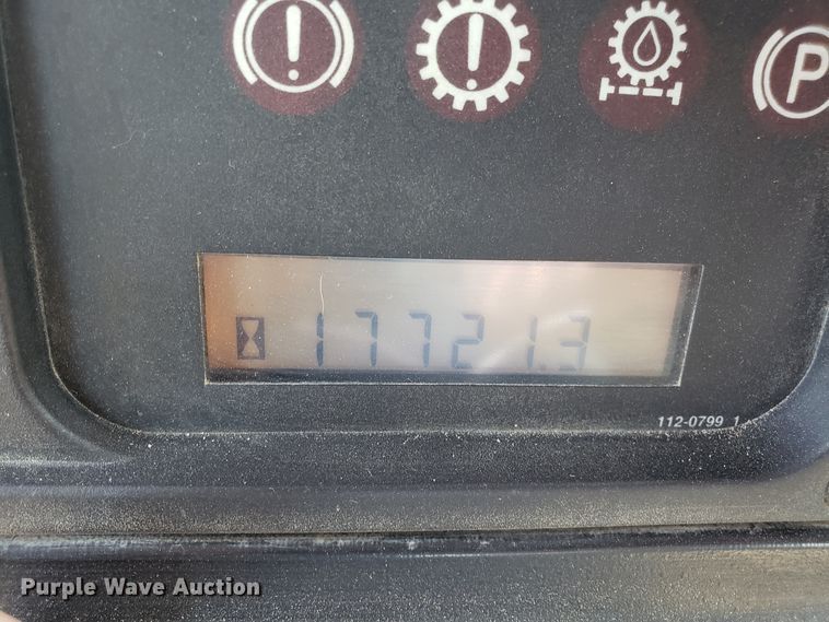 image for item DH5771 2001 Caterpillar D6R XL dozer