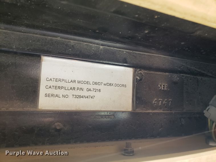 image for item DH5771 2001 Caterpillar D6R XL dozer