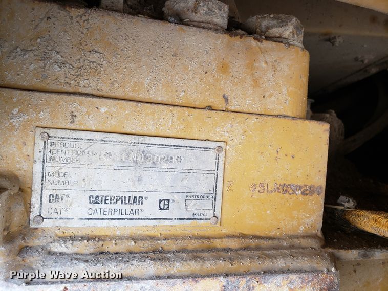 image for item DH5771 2001 Caterpillar D6R XL dozer