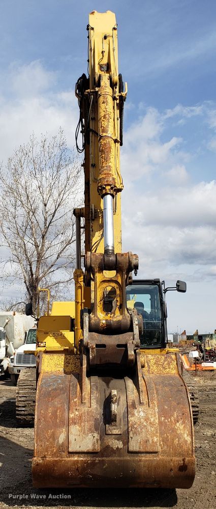 image for item DH5772 2005 John Deere 450C LC excavator