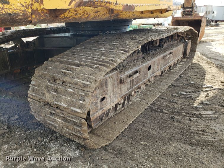 image for item DH5772 2005 John Deere 450C LC excavator