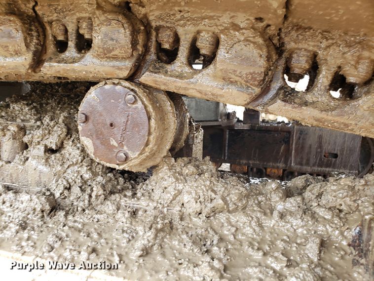 image for item DH5772 2005 John Deere 450C LC excavator