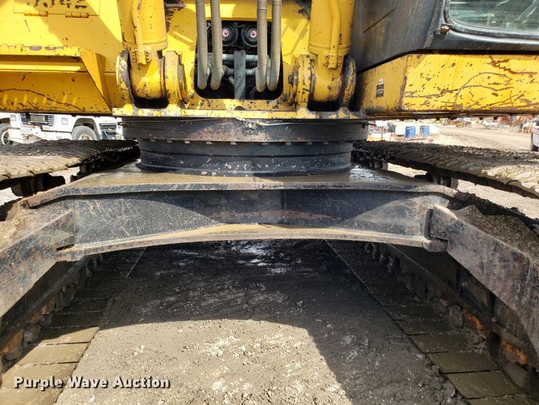 image for item DH5772 2005 John Deere 450C LC excavator