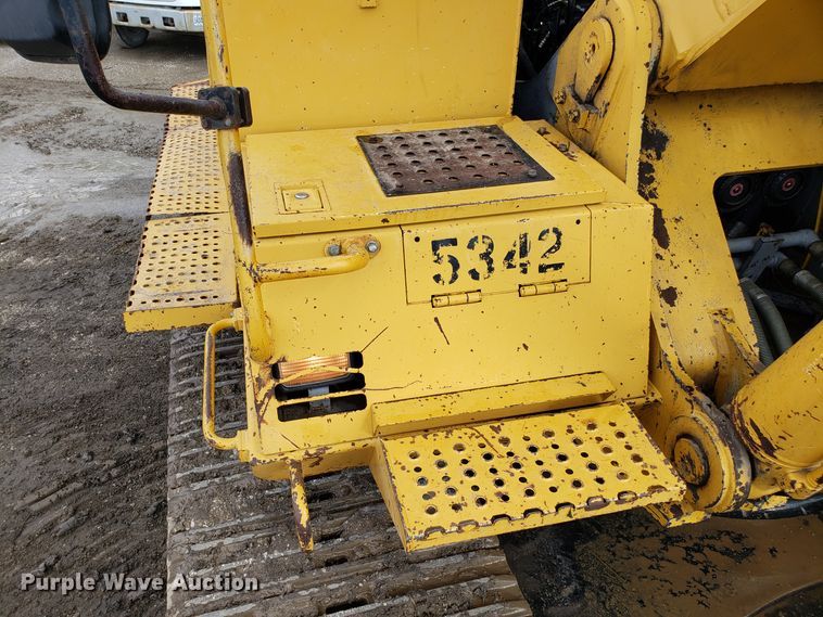 image for item DH5772 2005 John Deere 450C LC excavator