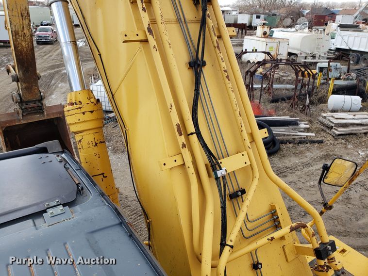 image for item DH5772 2005 John Deere 450C LC excavator