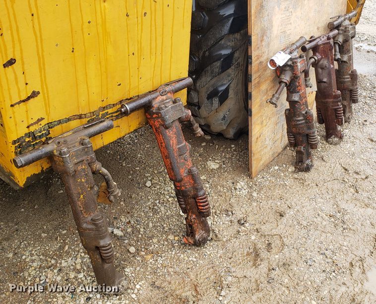 image for item DH5775 (5) jack hammers