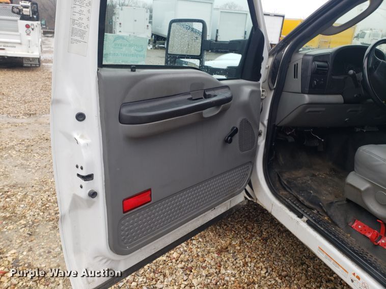 image for item DH5778 2007 Ford F550 Super Duty service truck