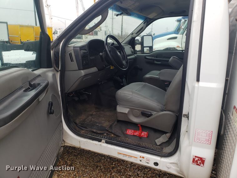 image for item DH5778 2007 Ford F550 Super Duty service truck