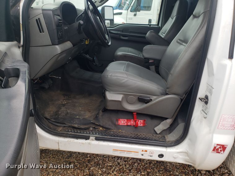 image for item DH5778 2007 Ford F550 Super Duty service truck