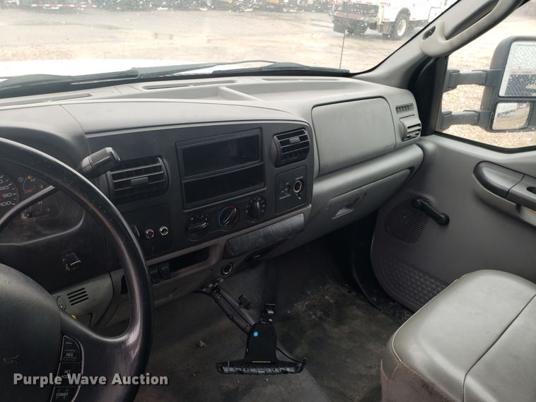 image for item DH5778 2007 Ford F550 Super Duty service truck
