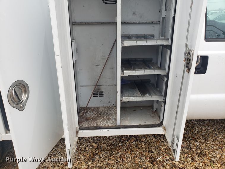 image for item DH5778 2007 Ford F550 Super Duty service truck