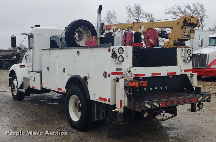 image for item DH5779 2005 Kenworth T300 utility truck