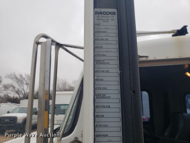 image for item DH5779 2005 Kenworth T300 utility truck