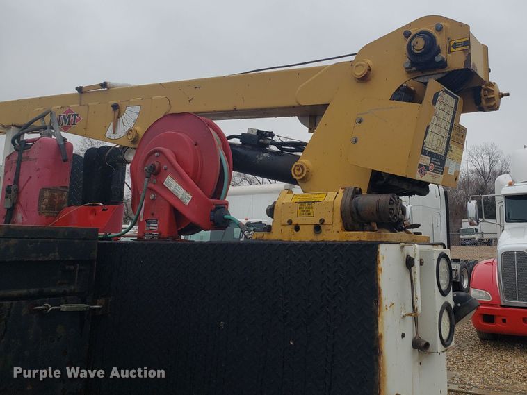 image for item DH5779 2005 Kenworth T300 utility truck