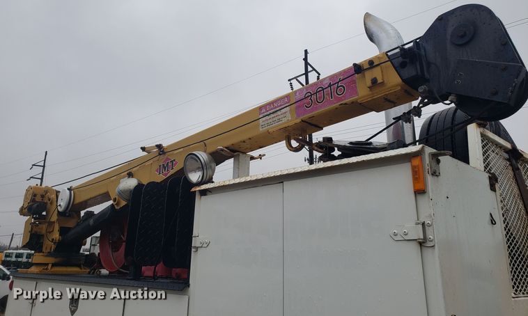 image for item DH5779 2005 Kenworth T300 utility truck