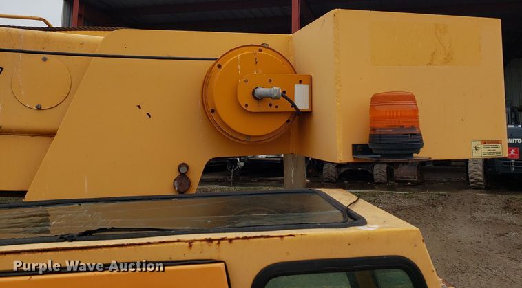 image for item DH5791 Broderson IC-80 carry deck crane