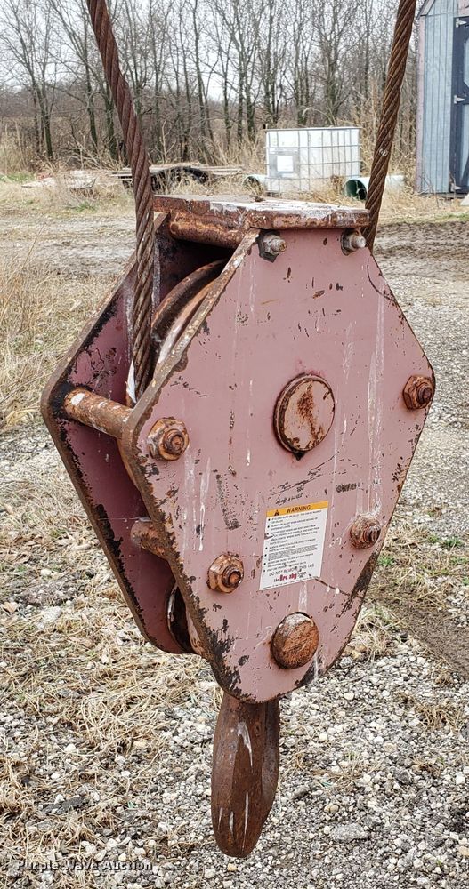 image for item DH5791 Broderson IC-80 carry deck crane