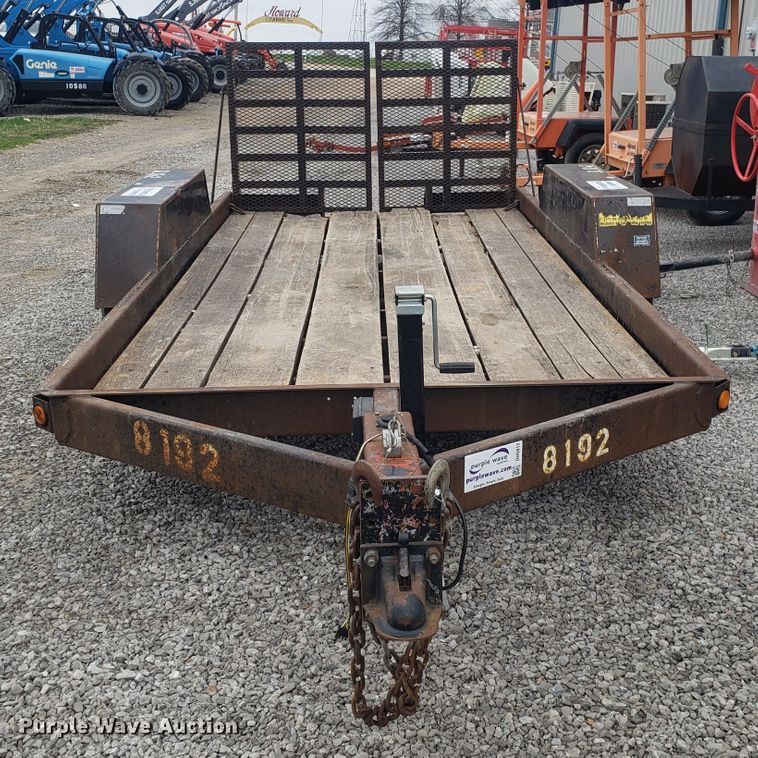 image for item DH5812 2009 Redi Haul utility trailer