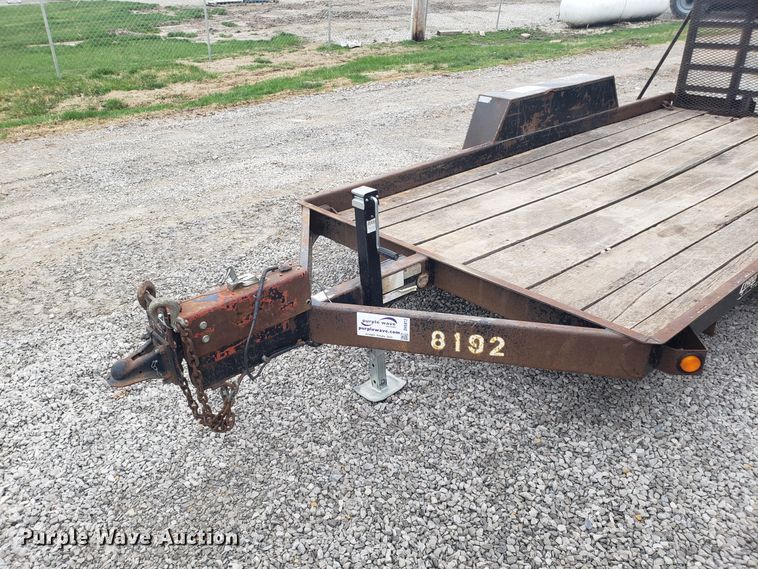 image for item DH5812 2009 Redi Haul utility trailer