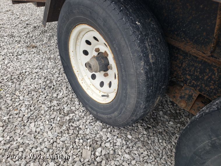 image for item DH5812 2009 Redi Haul utility trailer