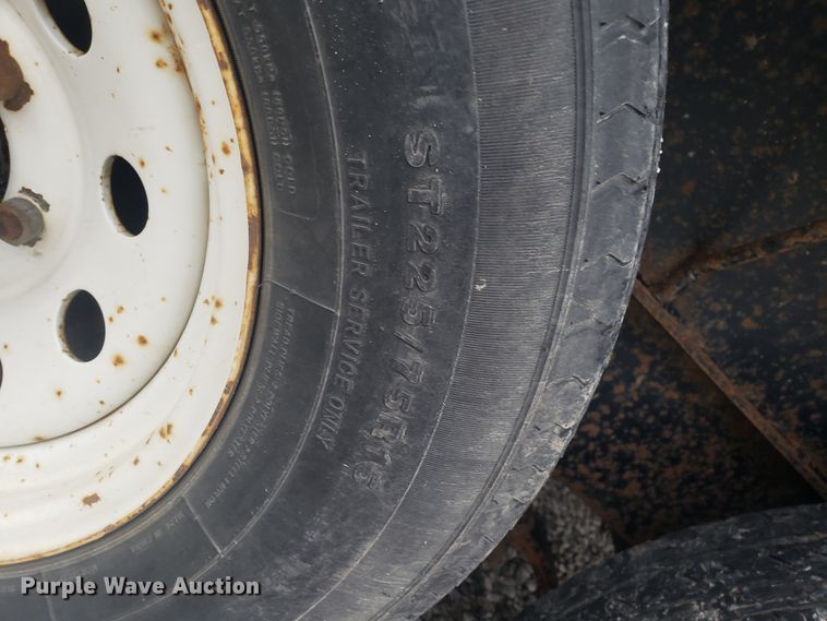 image for item DH5812 2009 Redi Haul utility trailer