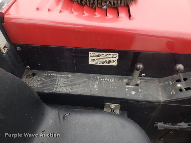 image for item DH5814 Advance 5000P hydro receiver floor scrubber