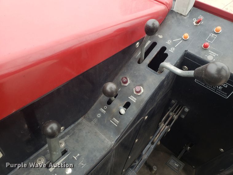 image for item DH5814 Advance 5000P hydro receiver floor scrubber