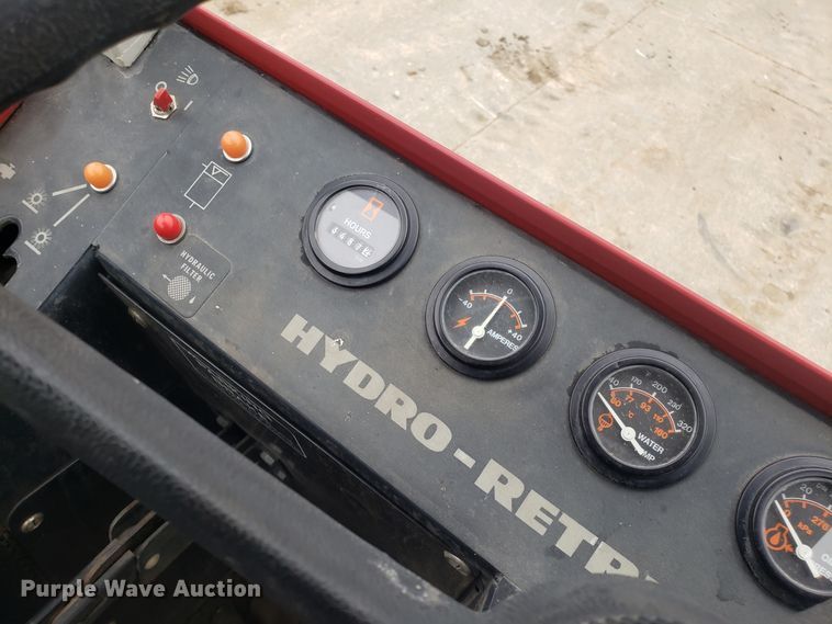 image for item DH5814 Advance 5000P hydro receiver floor scrubber