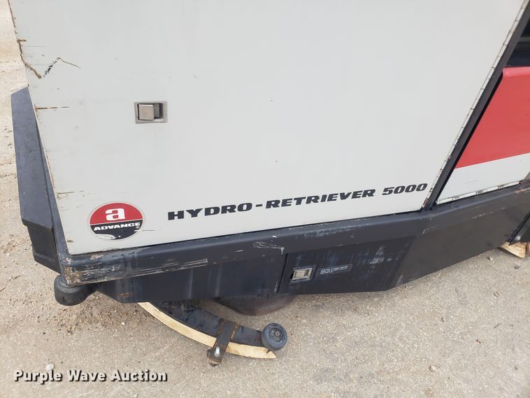 image for item DH5814 Advance 5000P hydro receiver floor scrubber