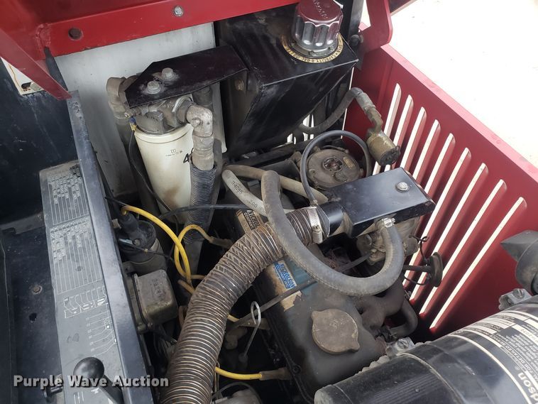 image for item DH5814 Advance 5000P hydro receiver floor scrubber