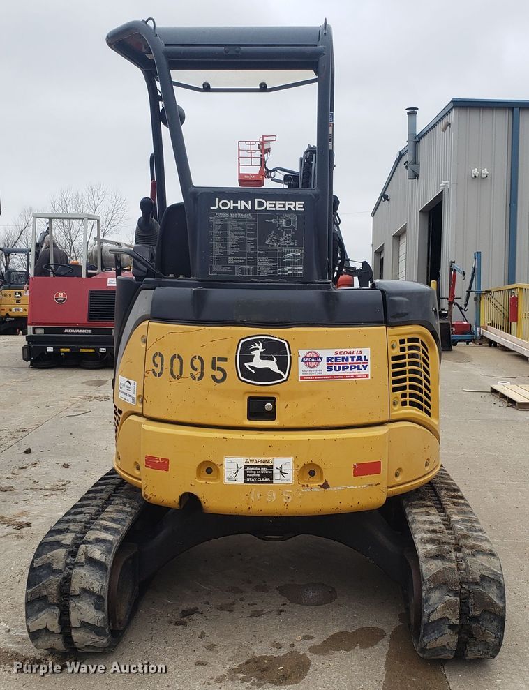 image for item DH5815 2012 John Deere 35D mini excavator