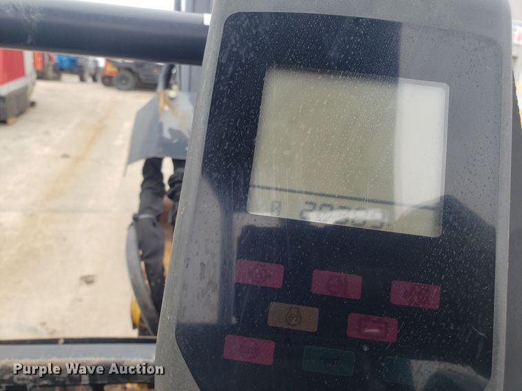 image for item DH5815 2012 John Deere 35D mini excavator