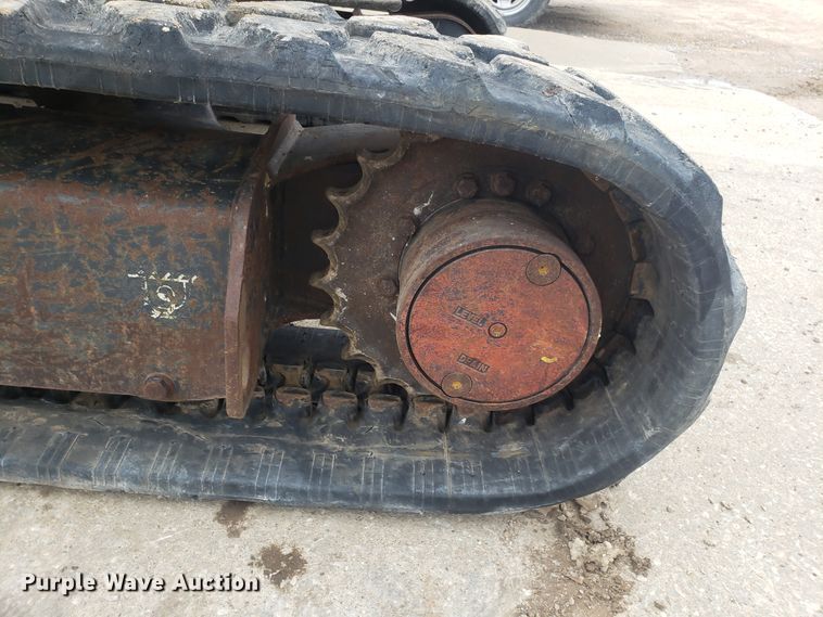 image for item DH5815 2012 John Deere 35D mini excavator