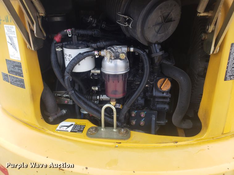 image for item DH5815 2012 John Deere 35D mini excavator