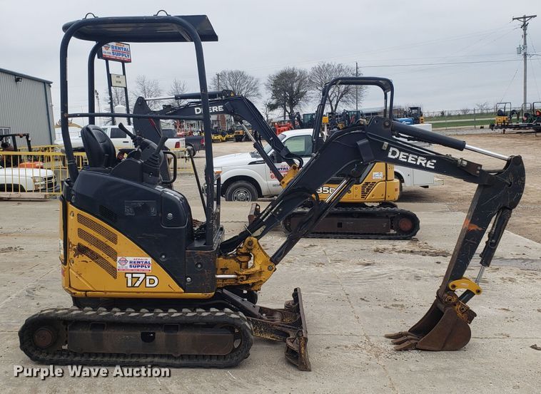 image for item DH5816 2011 John Deere 17D mini excavator