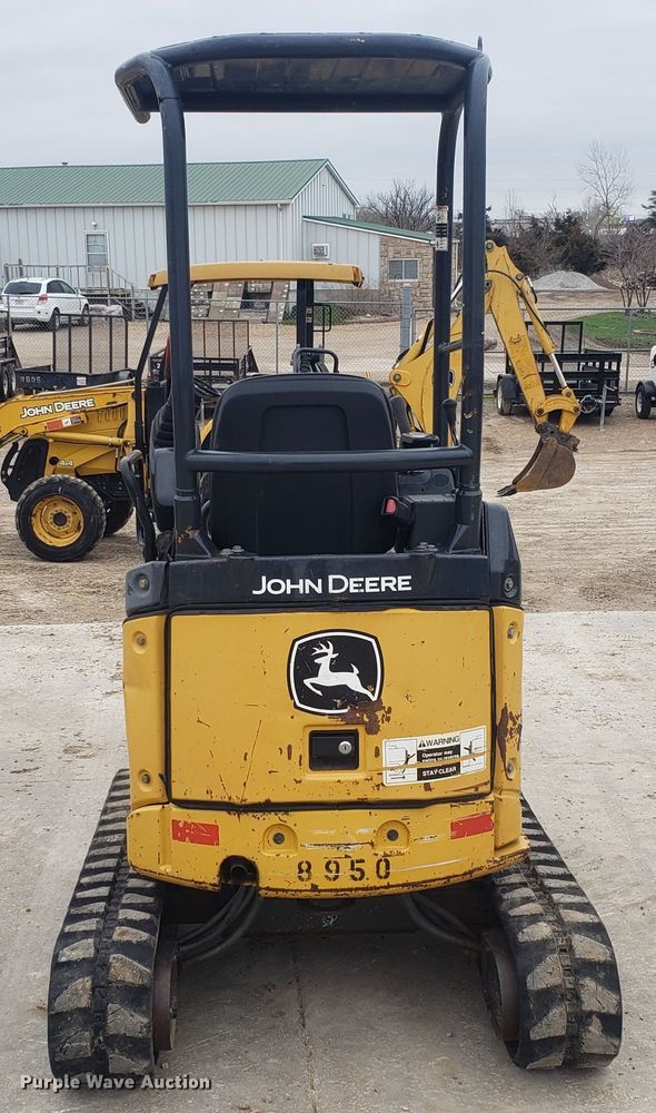 image for item DH5816 2011 John Deere 17D mini excavator