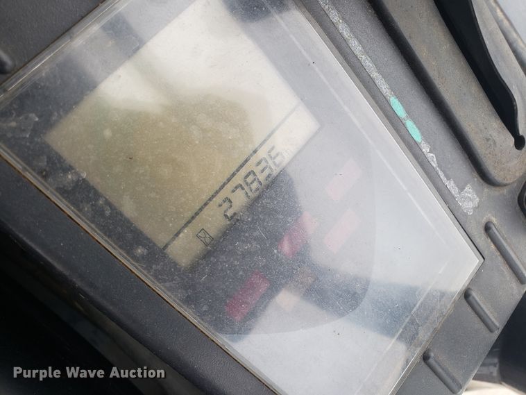 image for item DH5816 2011 John Deere 17D mini excavator