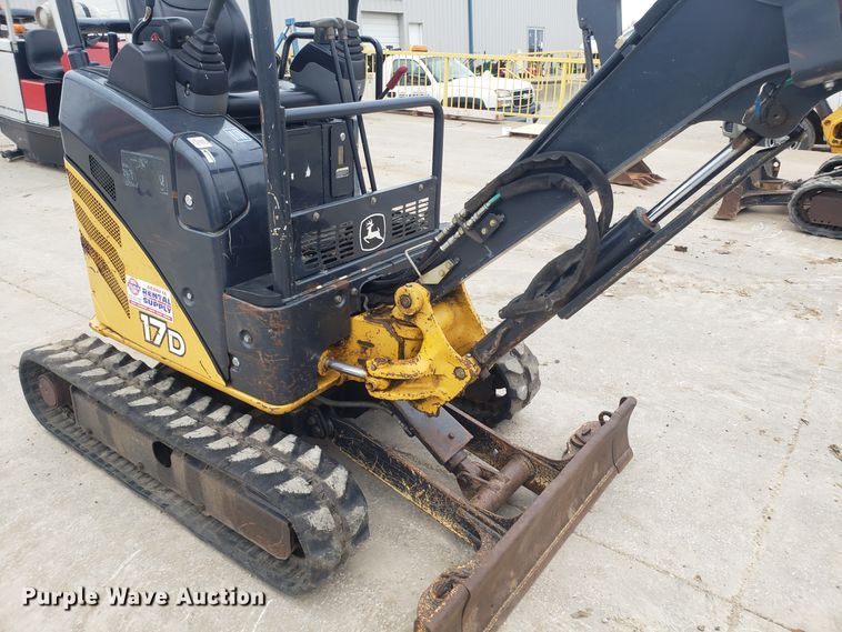 image for item DH5816 2011 John Deere 17D mini excavator