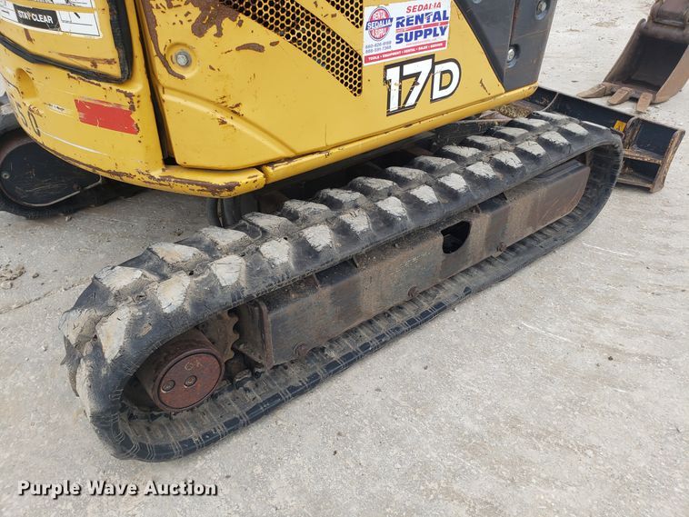 image for item DH5816 2011 John Deere 17D mini excavator