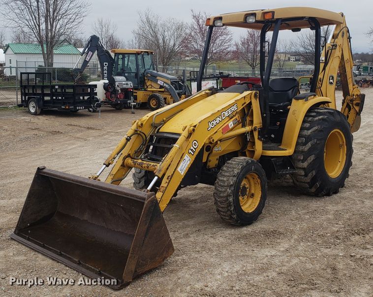 image for item DH5817 2001 John Deere 110S backhoe