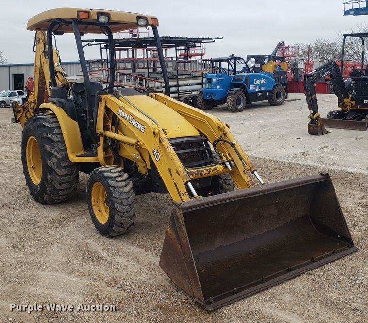 image for item DH5817 2001 John Deere 110S backhoe