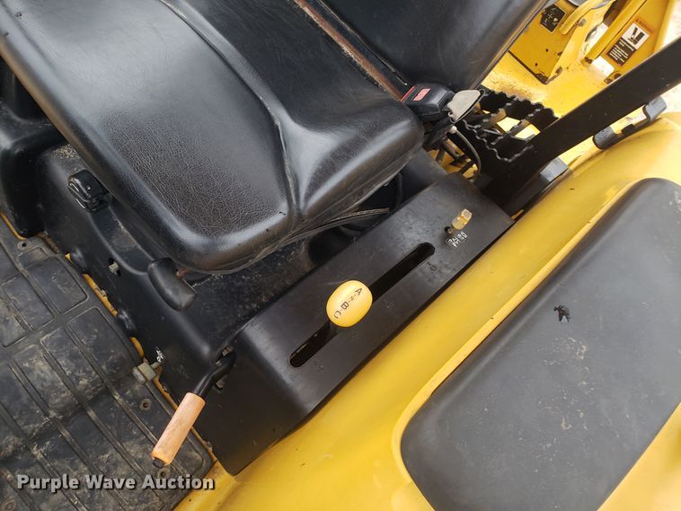 image for item DH5817 2001 John Deere 110S backhoe