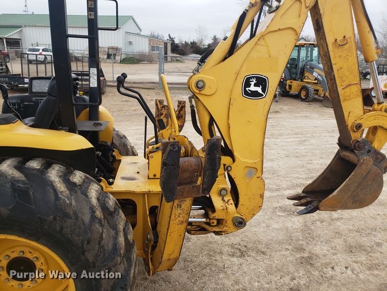 image for item DH5817 2001 John Deere 110S backhoe