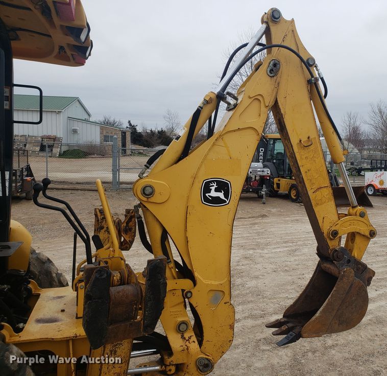 image for item DH5817 2001 John Deere 110S backhoe