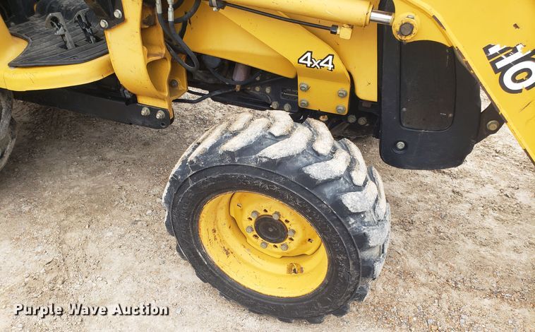 image for item DH5817 2001 John Deere 110S backhoe